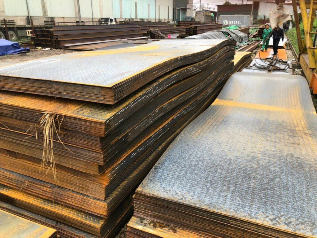 Thép tấm nhám 3 x 1500 x 6000